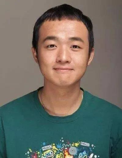 包贝尔和妻子包文婧的爱恨情仇