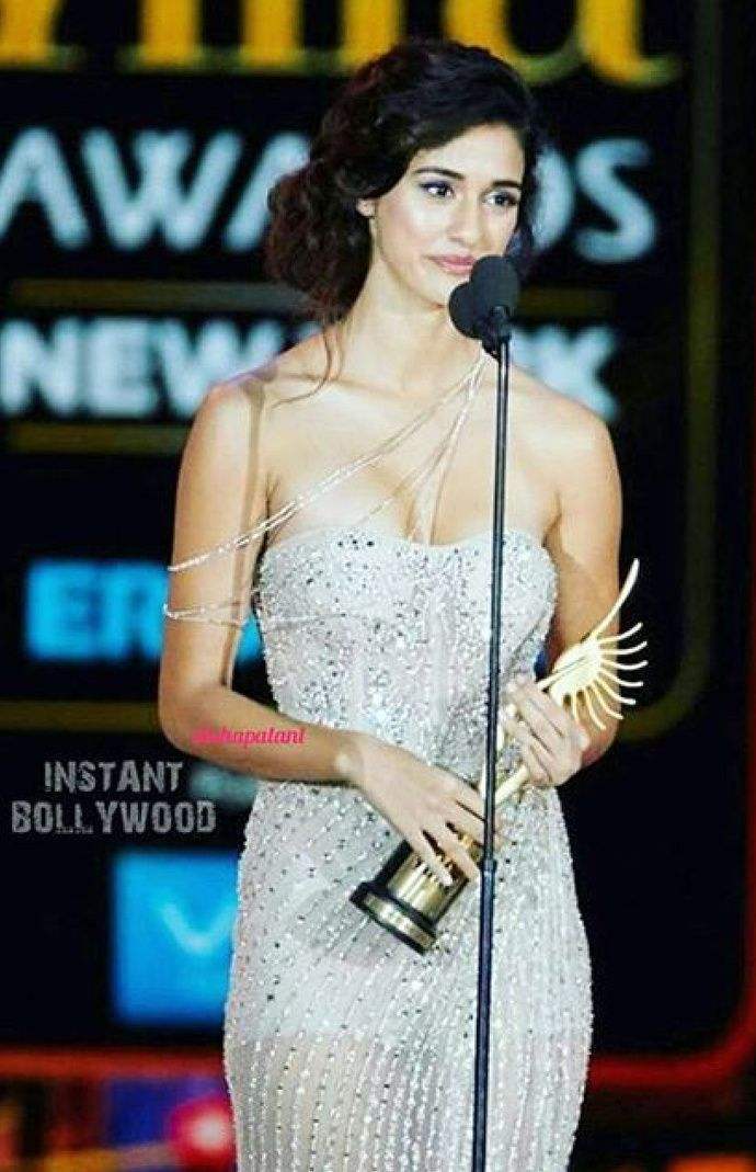 迪莎·帕塔尼个人资料写真作品