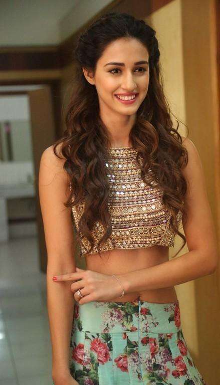 迪莎·帕塔尼个人资料写真作品