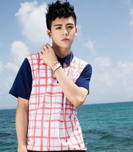 ​曾舜晞为什么不上学