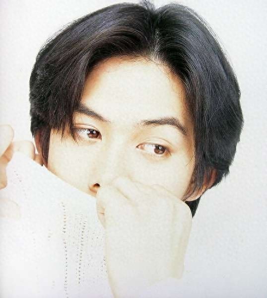 藤井树入江直树，他是惊艳了时光的柏原崇，世纪末最后的美少年