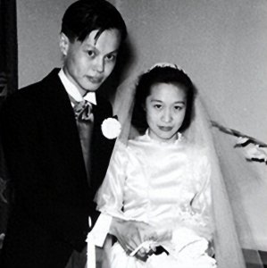 ​杨振宁和翁帆是真爱吗？二人分房睡，杨振宁经常蜷缩卫生间读报