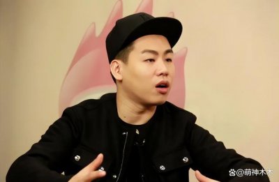 ​胡彦斌节目被打码：网友曝其私下爱玩，经常带美女逛夜店