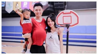 ​杜淳张佳妮的结婚照(杜淳和张佳妮恋爱几年)