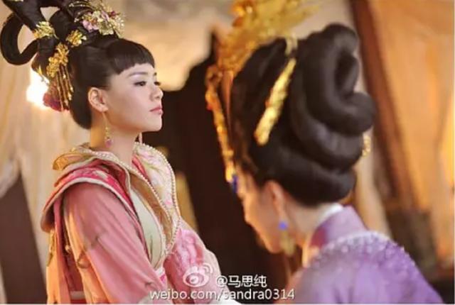 马思纯遭炮轰整容妹（马思纯当书模整过脸）(5)