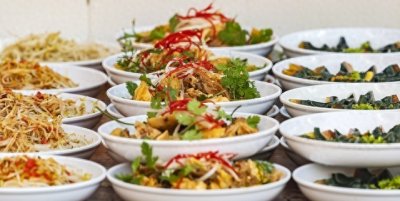 ​“隔夜饭菜真不能吃？揭秘潜藏的健康风险！”