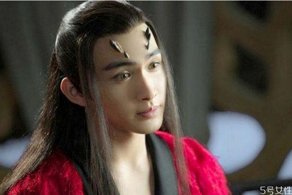 丈夫吃醋的表现有什么 怎么分辨丈夫是不是吃醋 丈夫吃醋的表现有什么 怎么分辨丈夫是不是吃醋