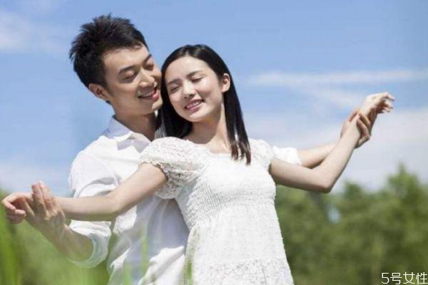 丈夫吃醋的表现有什么 怎么分辨丈夫是不是吃醋 丈夫吃醋的表现有什么 怎么分辨丈夫是不是吃醋