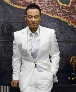 任达华14岁女儿身高达1米8? 五官标致, 神似“年轻版”李嘉欣