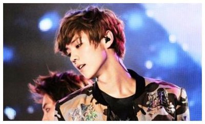 ​国内男歌手人气排行榜，鹿晗排第五，第一名实至名归！