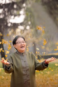 ​谷建芬个人资料简介作品（坎坷作曲家谷建芬：丈夫和爱女接连离世，她的晚年生