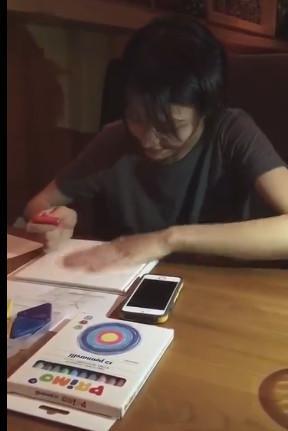 郑爽新书分告白，狂想和Ta说三部分！还有短文散句