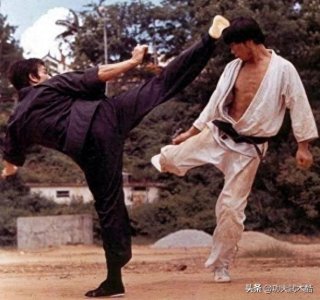 ​GIF图文：从李小龙的功夫片学习截拳道的佯攻战术