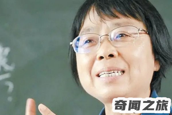 张桂梅为什么无儿无女丈夫胃癌去世(独自收养无数弃婴)(2)_