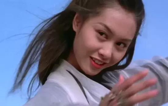 朱茵的身高是多少（朱茵个人资料简介）