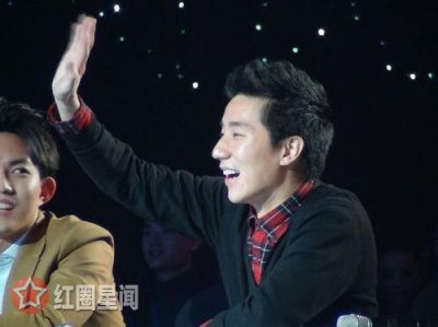 ​房祖名背抓的真正原因到底是什么真相出乎大家意料