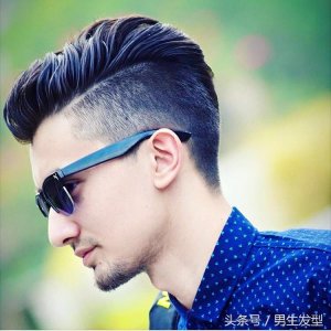 ​欧美那边吹来的文艺风，这样的男生发型帅帅的！