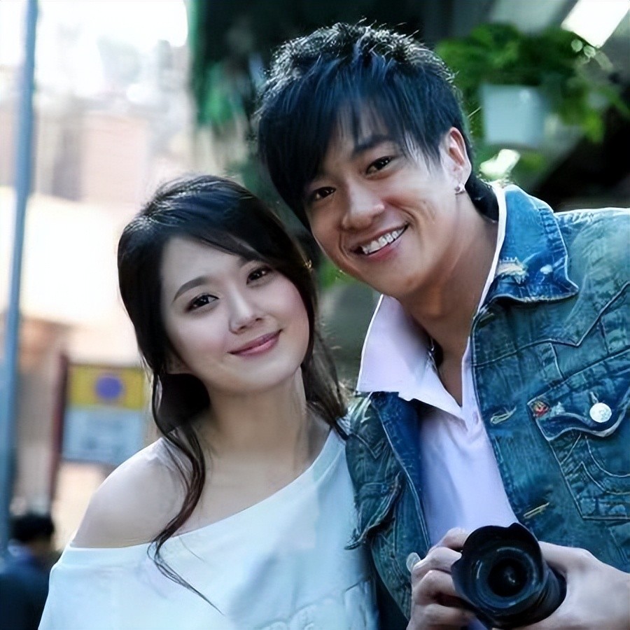 何润东的“浪子回头”，和他的人生浮沉史