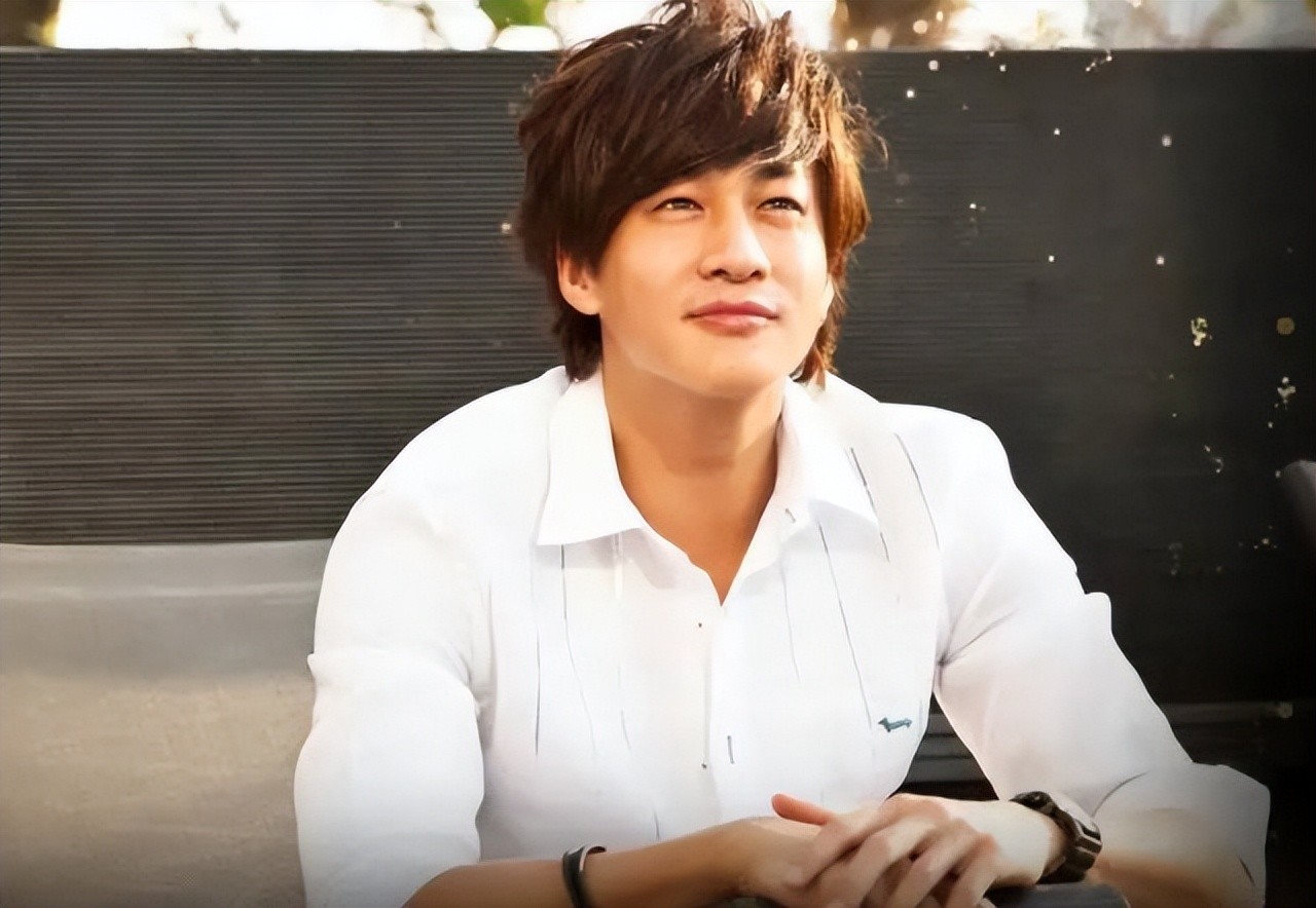 何润东的“浪子回头”，和他的人生浮沉史