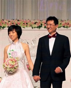 ​袁立徐威为哈没结婚？17年后再看，才明白他当年为何离开袁立娶世界冠军张怡宁