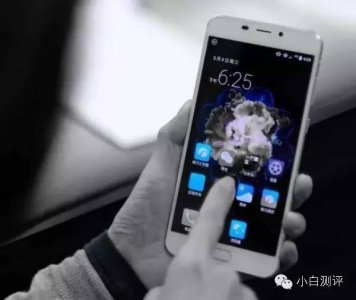 ​（语音）格力2代手机正面曝光，董大姐已用了近四个月