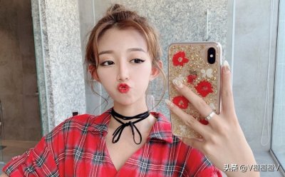 ​小伊伊个人资料简介（网红小伊伊）