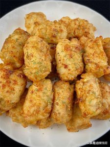 ​二月二龙抬头，老话说“龙食腹中藏，金银堆满缸”，龙食指的啥？