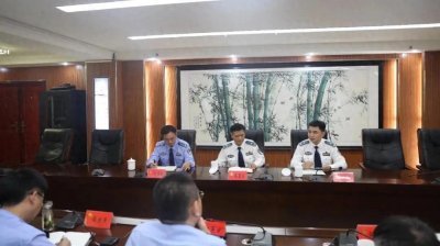 ​王昆仑带队开展访企拓岗促就业行动