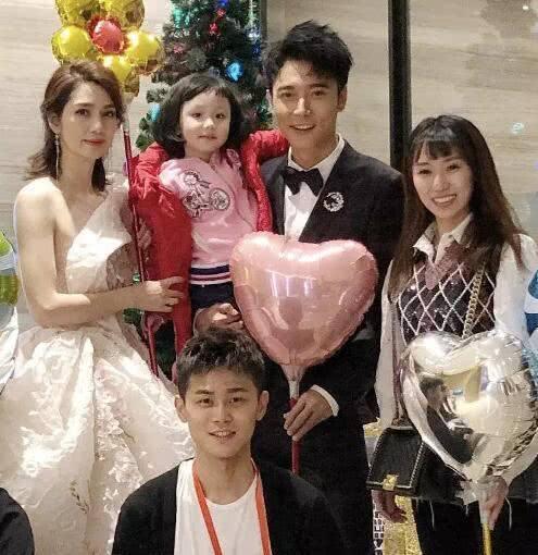 张丹峰被爆出轨经纪人（从卖好老公人设）(13)