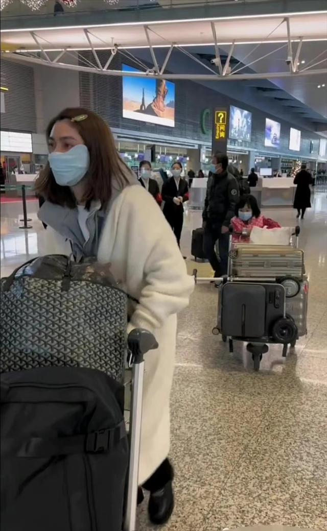 张丹峰被爆出轨经纪人（从卖好老公人设）(19)