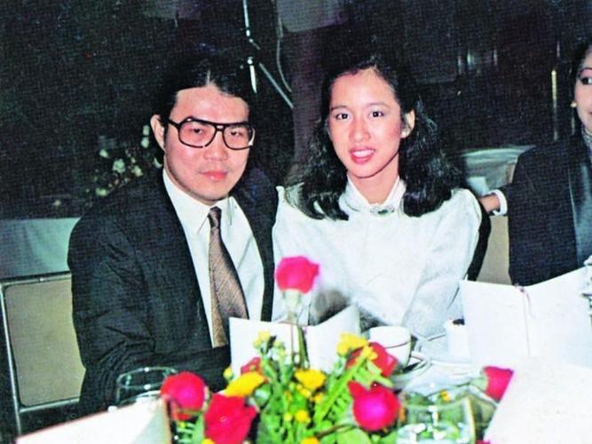 霍震霆有几个老婆，霍启刚为什么娶郭晶晶的三大原因,本文共（8142字）