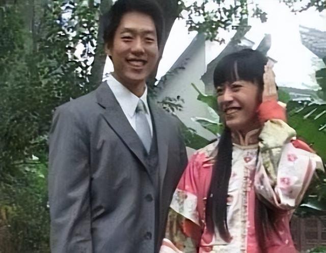 姚晨和凌潇肃离婚原因（再看姚晨和凌潇肃的离婚大战）(36)