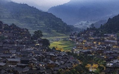 ​再忙也要去的4个旅游胜地，风景美的不像话，消费低的离谱
