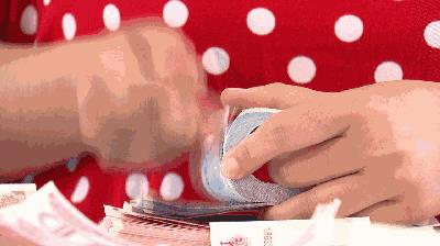 网红美容仪下篇，千万别买这些伪科学了