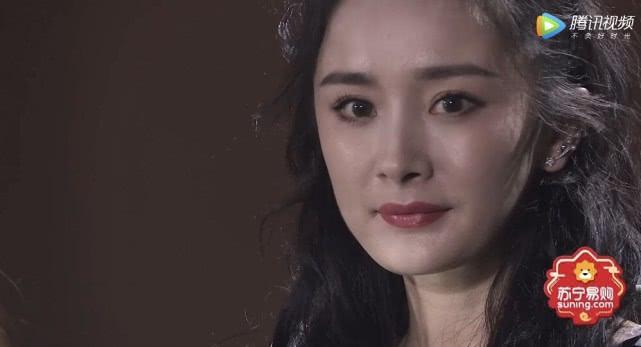 同样是85后辣妈,赵丽颖杨幂同框,这一次她赢得彻底