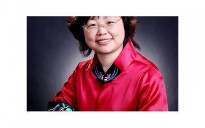 ​男子指责妻子出轨疯狂捶打自己头部 质问：为啥要嫁给我